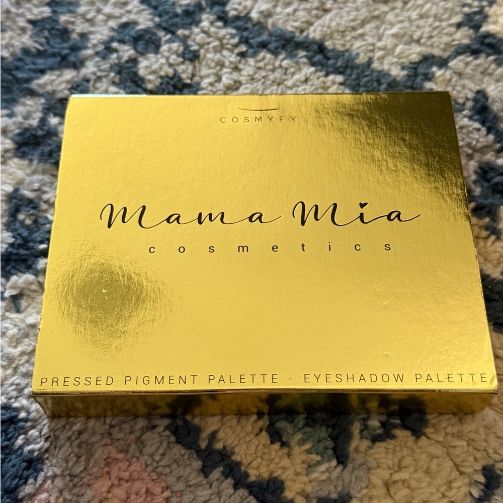 Mama Mia Gold Eyeshadow Palette